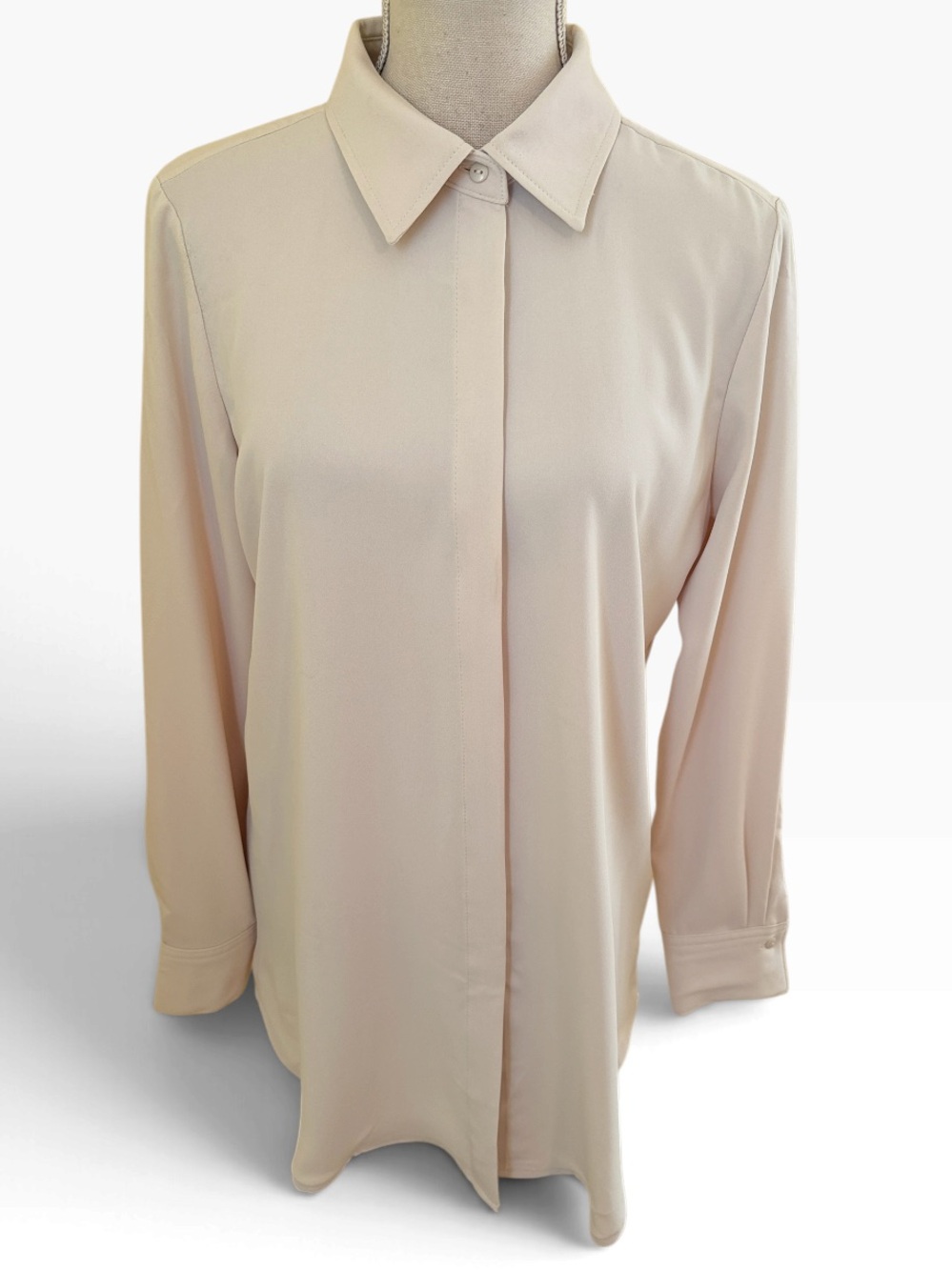 T Tahari Classic Cream(Natural) Button-Front Tunic Blouse M